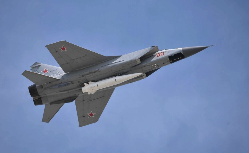 Bulgaria vrea să cumpere vechile avioane sovietice MiG din Polonia