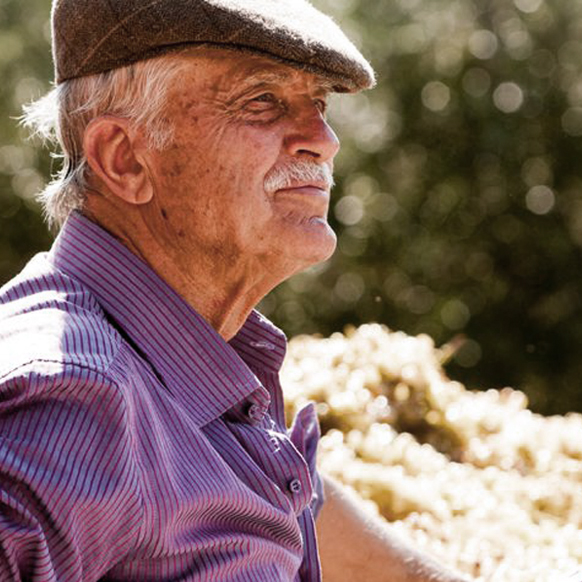 A murit Emidio Pepe, o legendă a Italiei / Don Pepe e viticultorul care a făcut celebru vinul Montepulciano d’Abruzzo / „Trăiește mult, pentru că eu cred în el”