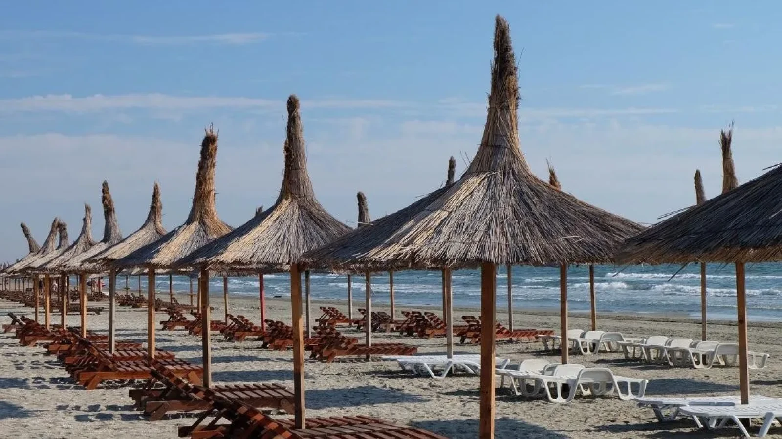 Controale de amploare pe Litoral: restaurante închise și amenzi de sute de mii de lei după verificările ANSVSA