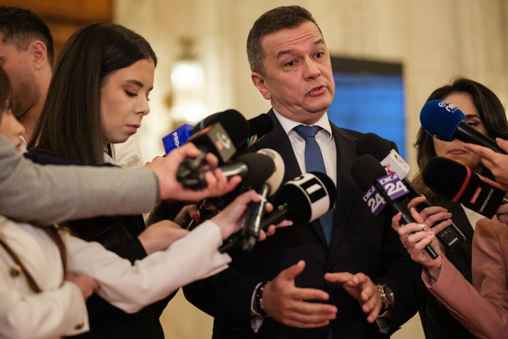 Grindeanu îi cere demisia ministrului Dragoș Pîslaru acuzându-l că și-a donat proprietățile ca să obțină casă gratuită de la RAAPPS