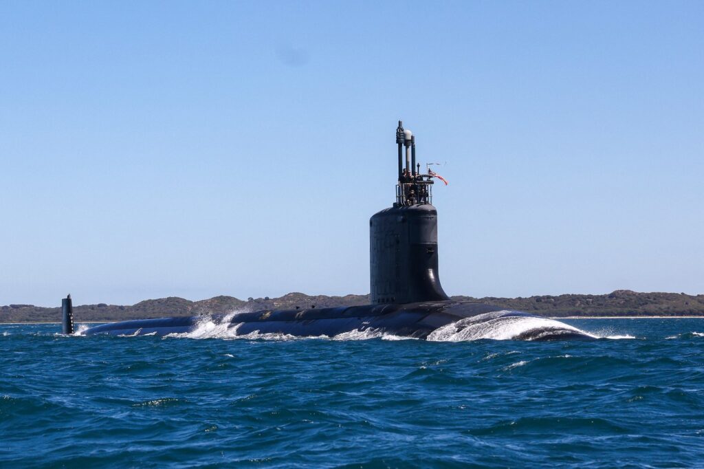 Regatul Unit va investi 8,4 miliarde de lire sterline în dezvoltarea noilor submarine nucleare, anunță premierul Burnham