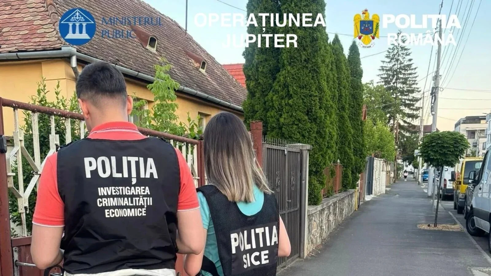 VIDEO Zeci de descinderi într-un dosar de contrabandă: Magazine din două județe, alimentate zilnic cu tone de alcool și substanțe și mii de țigări