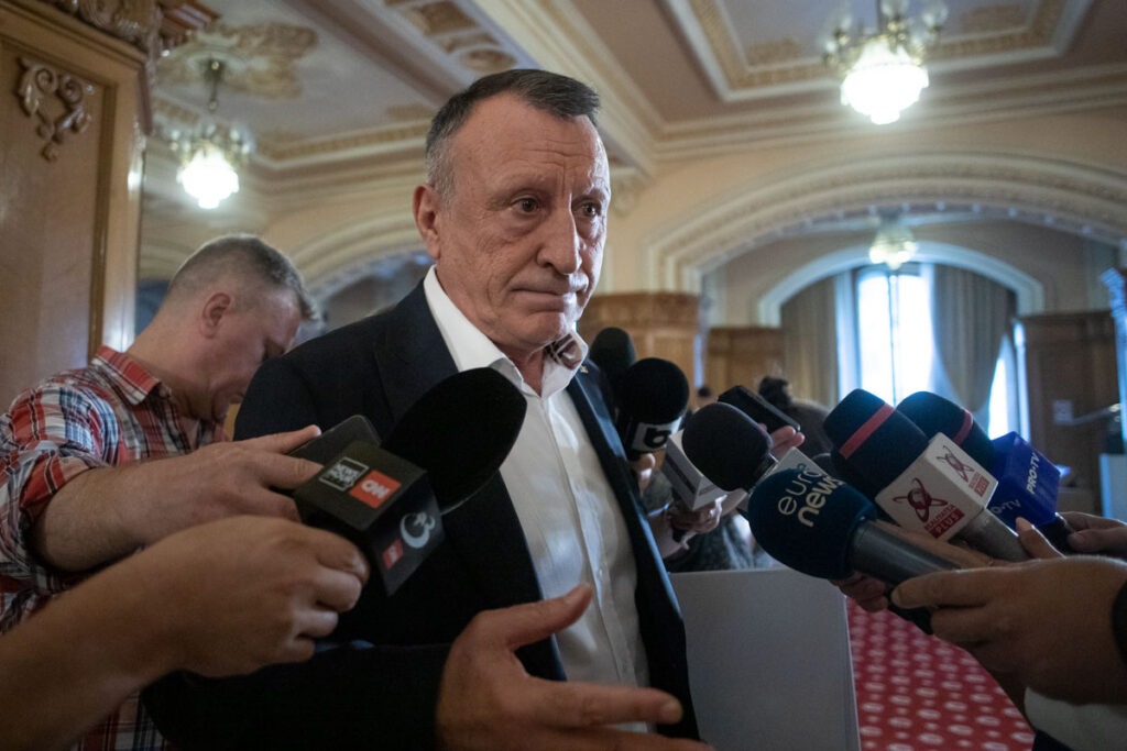 Gigel Știrbu: Caracatița PSD de la Olt, responsabilă de falimentul agriculturii / Cine sunt oamenii lui Paul Stănescu din fruntea instituțiilor care gestionează banii fermierilor