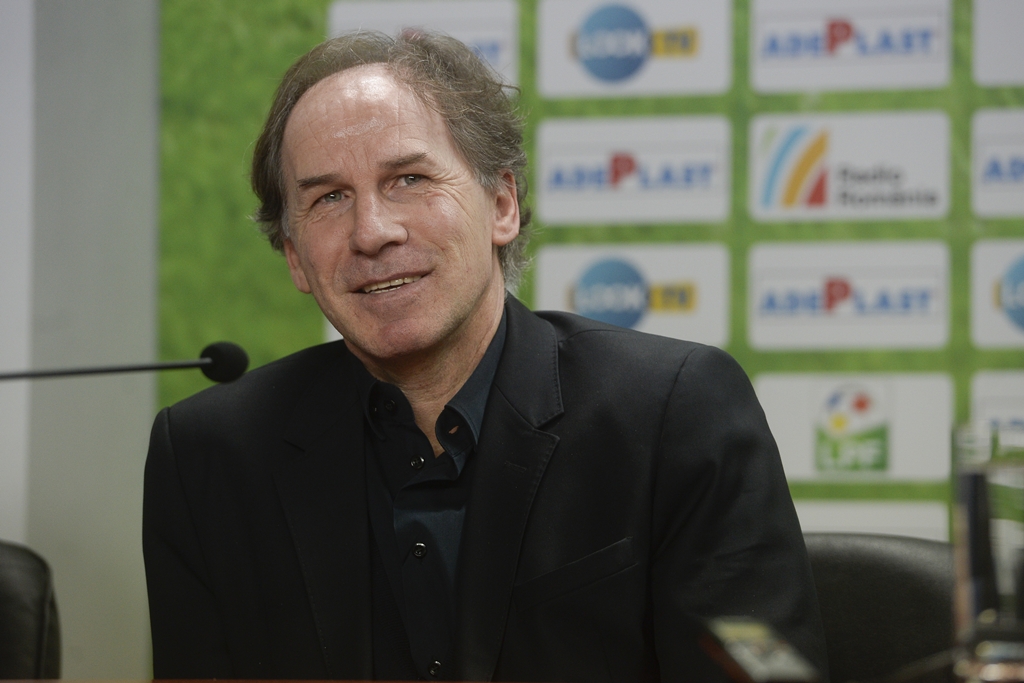 VIDEO: Imagini de colecție cu marele Maradona: „Baresi e cel mai bun fundaș”