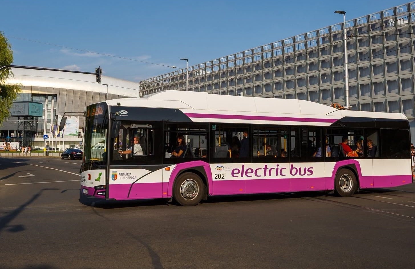 Trasee noi la Cluj-Napoca pe durata UNTOLD 2026! Șapte linii de autobuz și trei linii de tramvai circulă diferit începând de astăzi