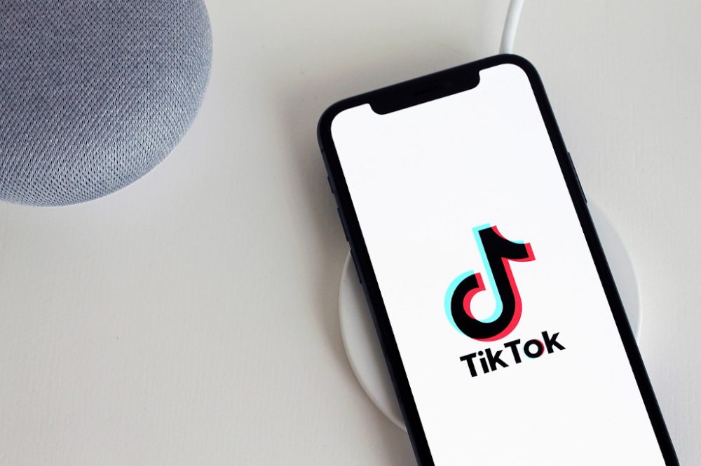 TikTok: Live Shopping înregistrează o creștere accelerată în Marea Britanie