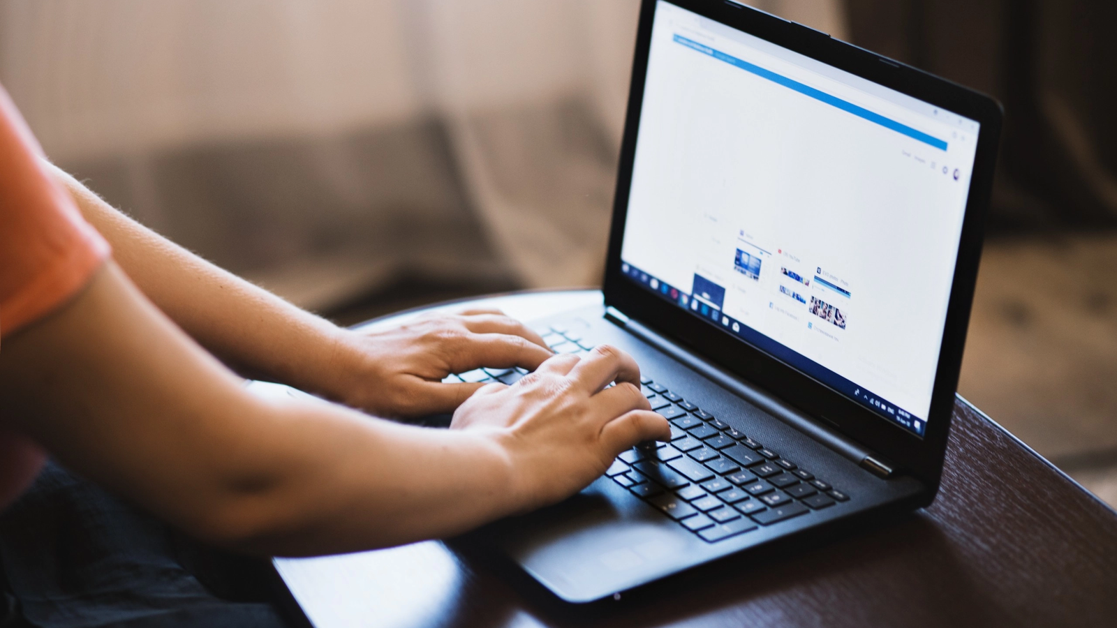 Atenție la verificările false de tipul "Nu sunt robot”. DNSC explică metoda ClickFix folosită de infractorii cibernetici