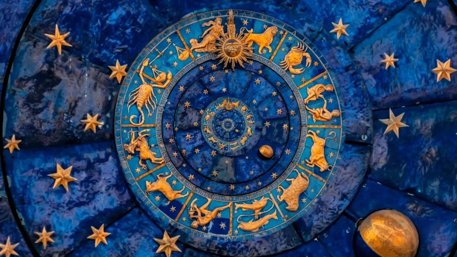 Horoscop bani și carieră duminică: Zodiile care primesc o sumă neașteptată de bani