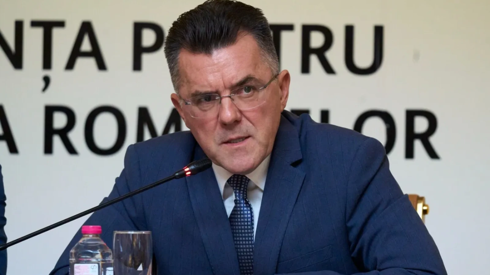 Dan Dungaciu intervine în criza din Ceuta: "Aceşti neputincioşi şi ipocriţi care ne conduc"