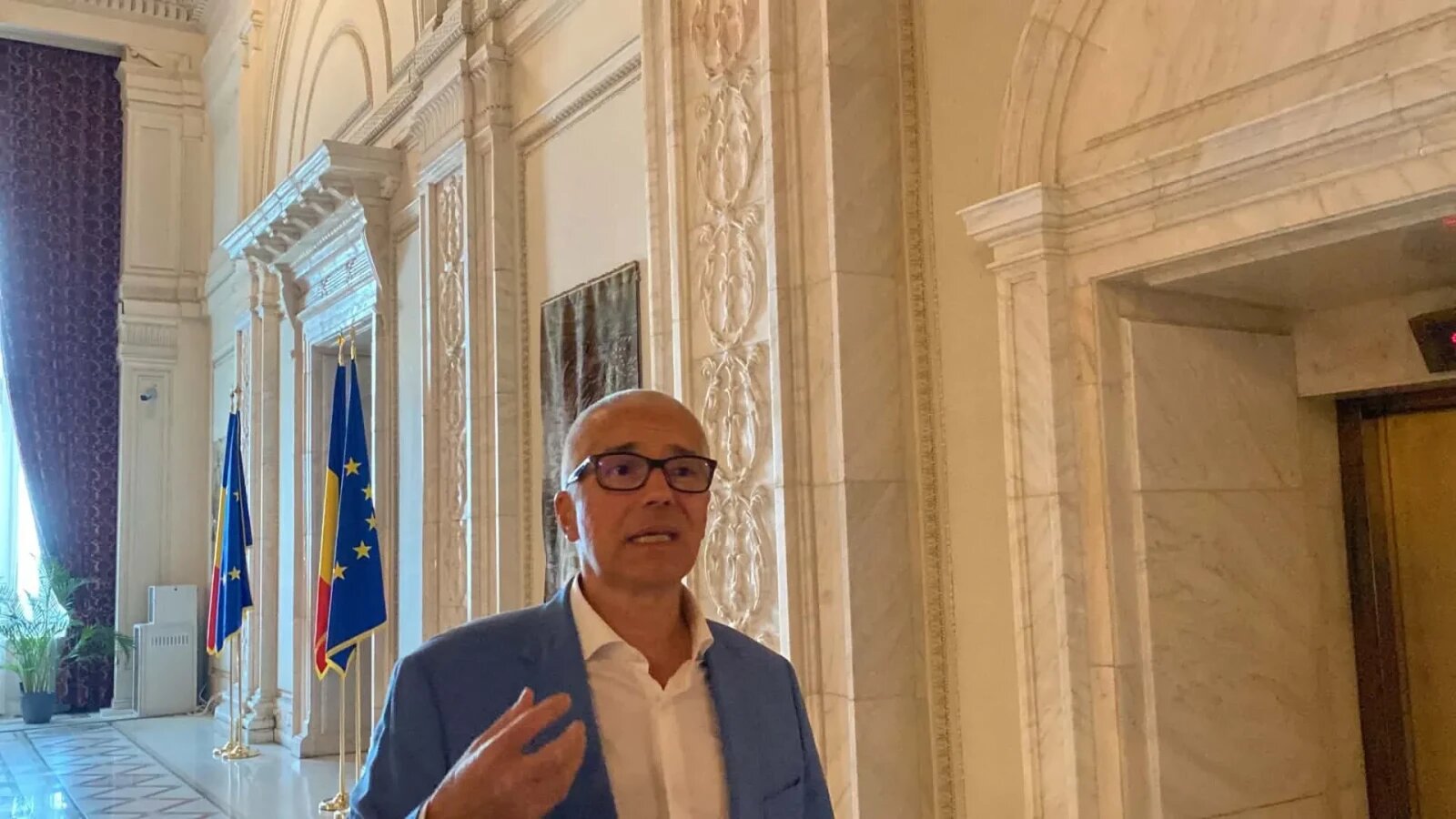 Radu Marinescu, către Radu Mihaiu: 'Distinsul coleg de polemică nu știe realitatea și istoria dezbaterilor din Comisie'/După ce s-au contrat, deputații PSD și USR au spus OK la desecretizarea averilor
