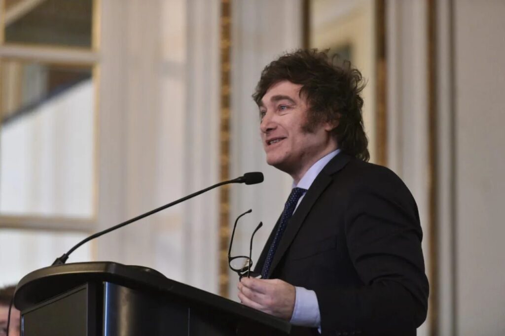 Milei își reia atacurile la adresa lui Lula și îl numește din nou „hoț” și „corupt”