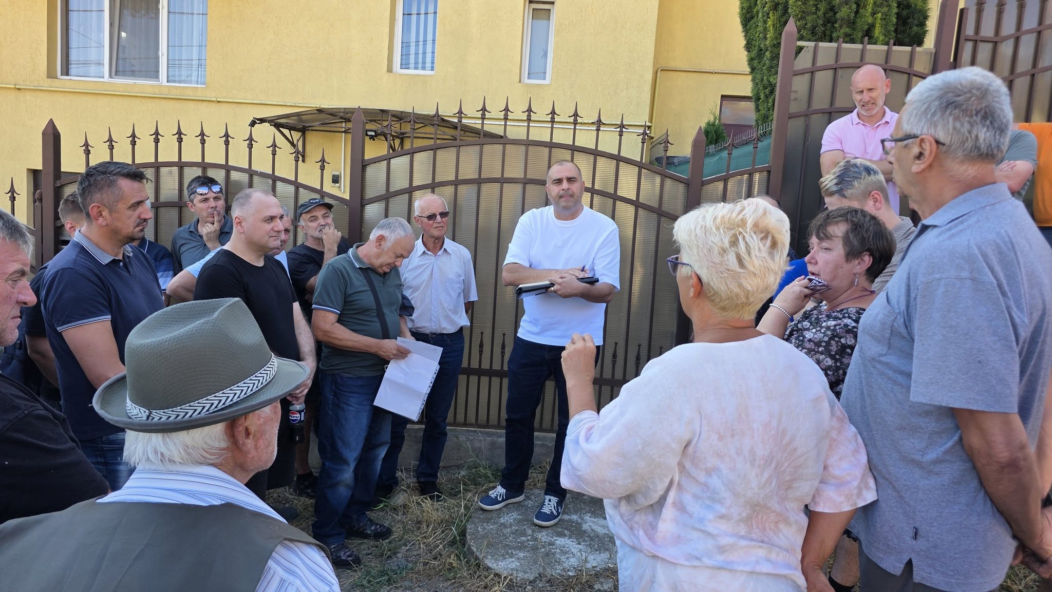 Trei străzi din cartierul Iris intră în modernizare, dar clujenii vor aștepta până în 2027. Dan Tarcea: „Voi pune presiune pe proiectanți să termine mai re