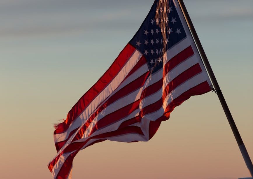 SONDAJ Reuters/Ipsos: Alegătorii americani îi preferă pe democraţi în detrimentul republicanilor în probleme economice, în premieră în ultimul deceniu