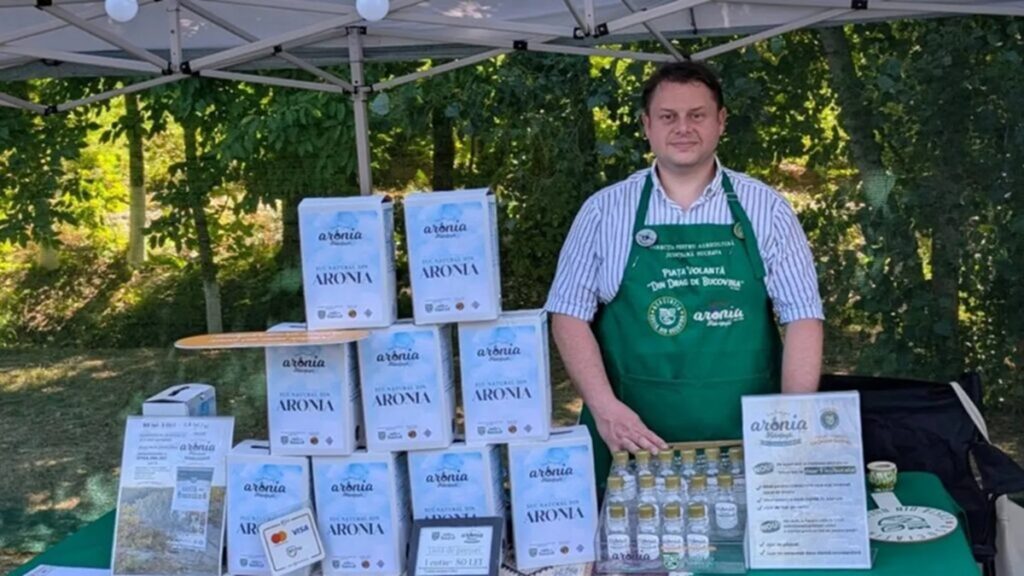 INTERVIU | A pornit cu trei hectare de aronia și produce astăzi până la 20 de tone pe an. Alexandru Andrieși, antreprenor din Suceava: „Dacă nu știi să vinzi, ai o problemă”