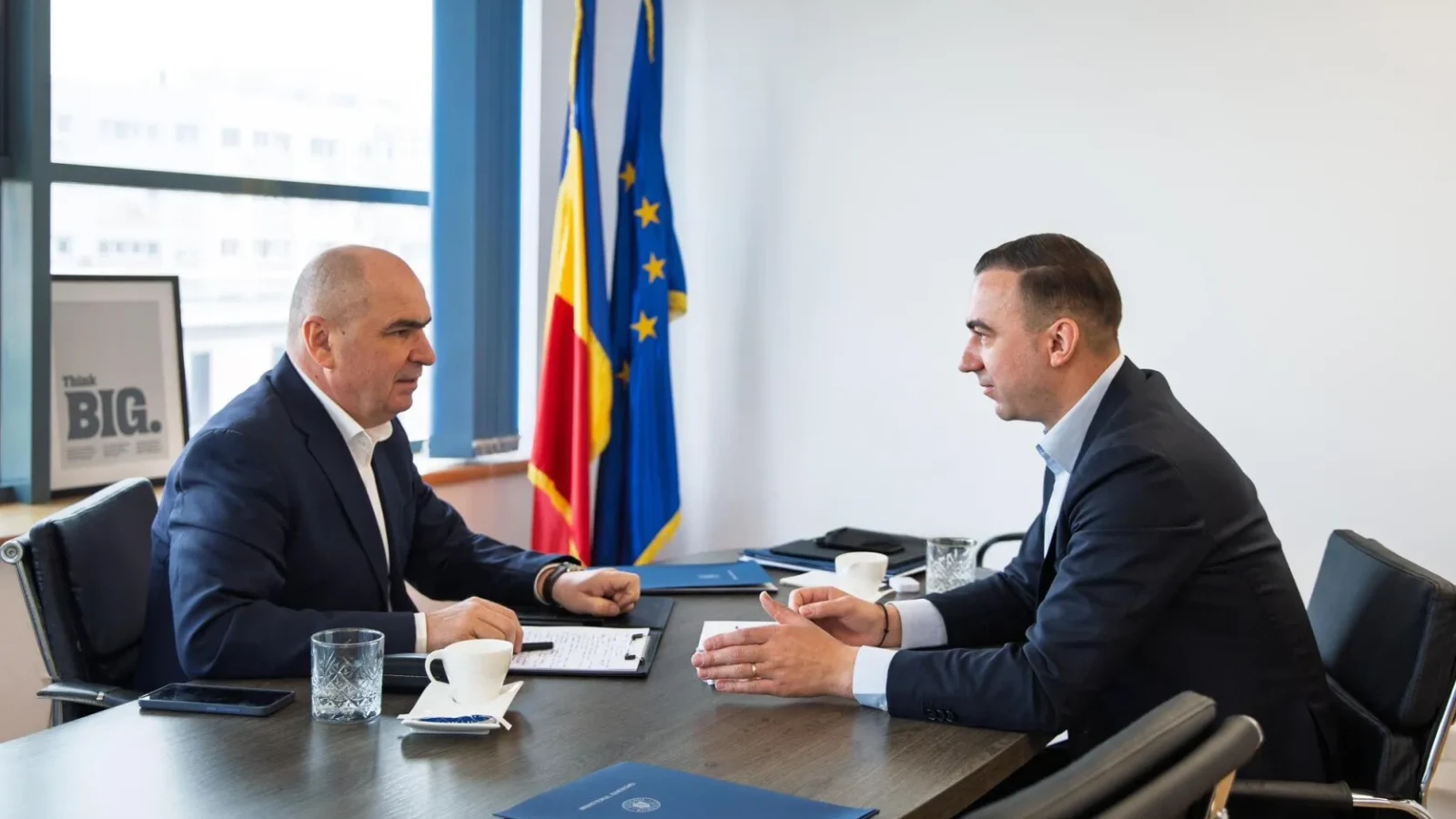 De ce costă motorina peste 10 lei, deși petrolul s-a ieftinit? Bogdan Ivan: „Dacă nu se întâmplă asta, cineva trădează și românii, și Statul Român”