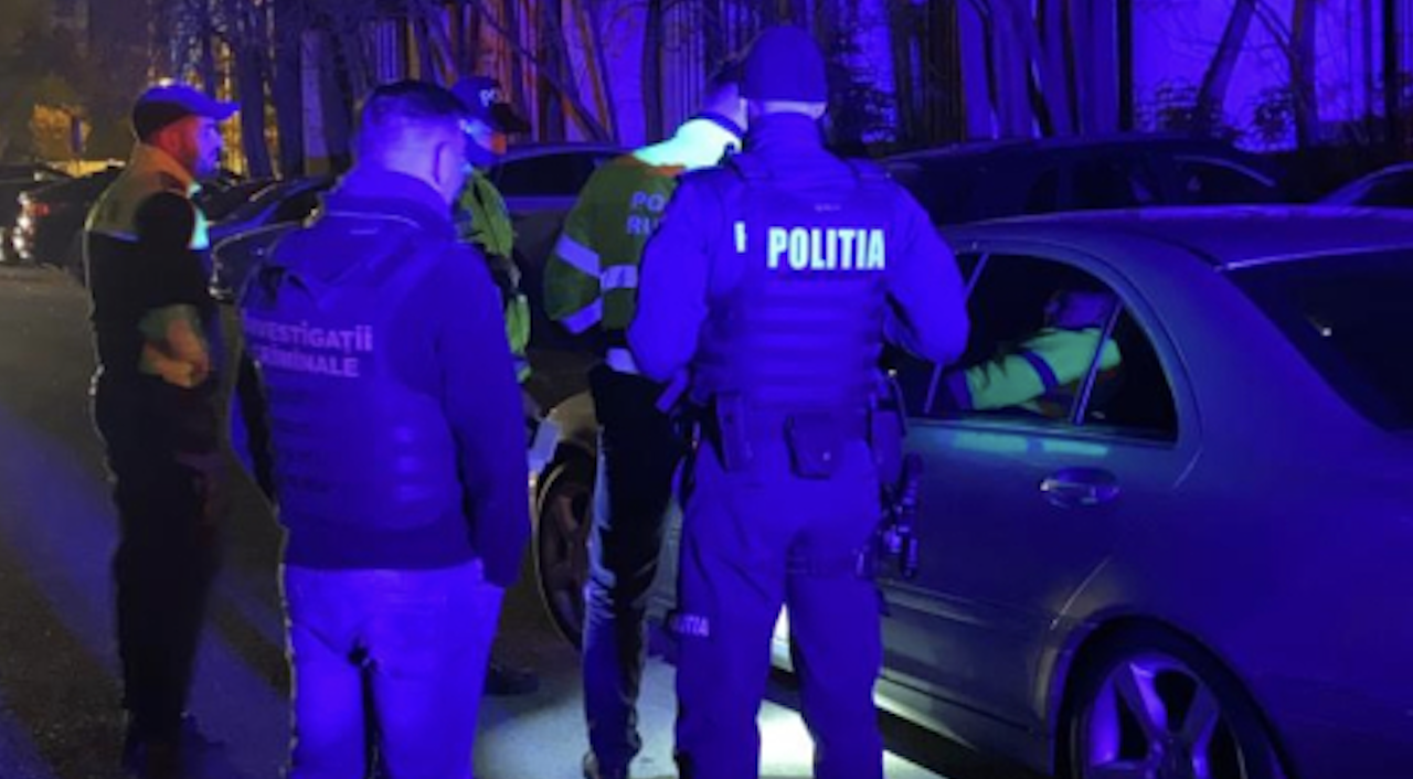 Clujean cu „mâinile lungi”, arestat după ce a jefuit un turist rămas singur la 3 dimineața! A profitat că omul nu vorbea română și l-a lăsat fără telefon
