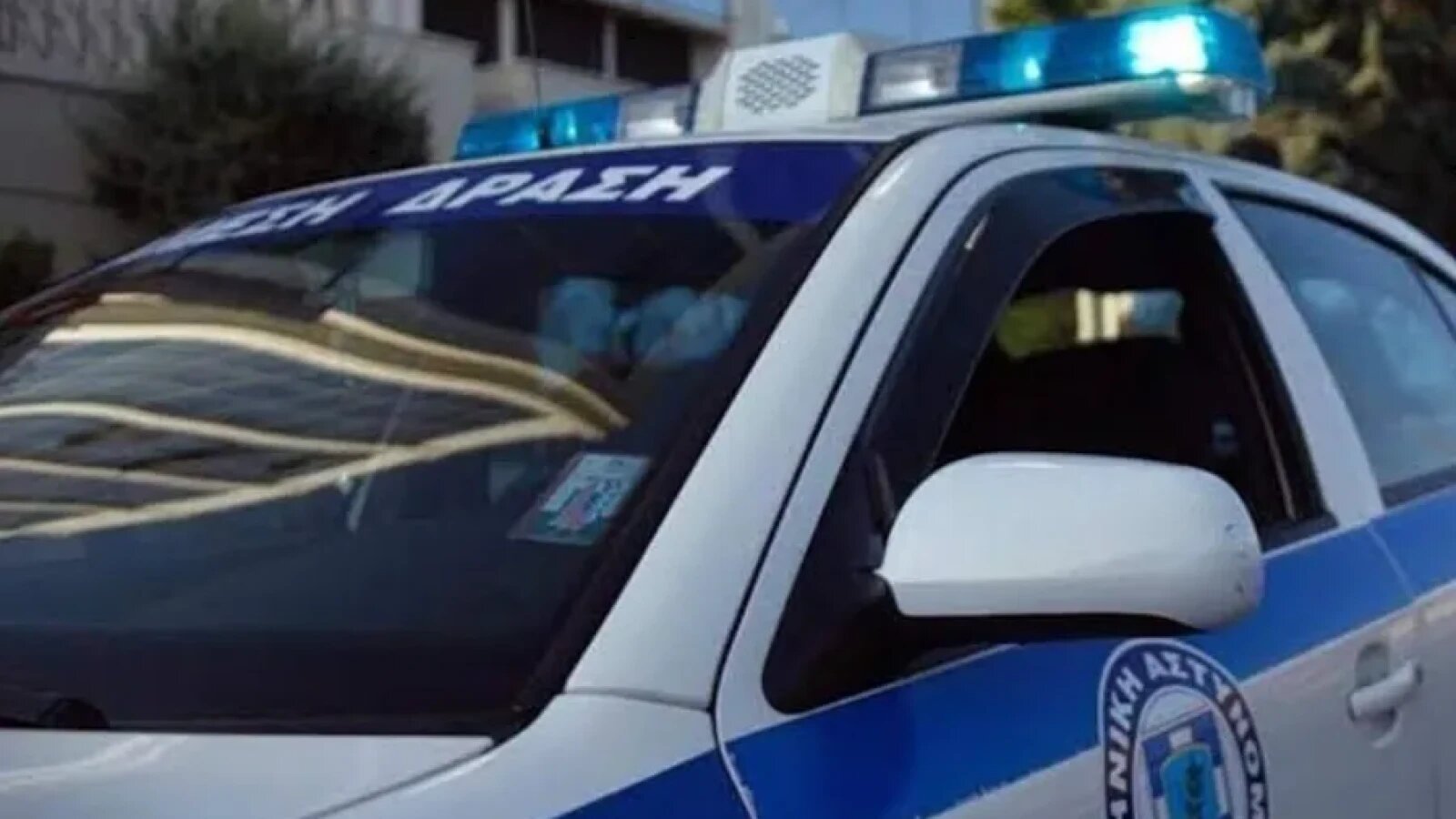 Și-a ascuns tatăl decedat într-un congelator pentru a continua să îi încaseze pensia. Descoperire șocantă în Grecia, după cazul bătrânei din Galați