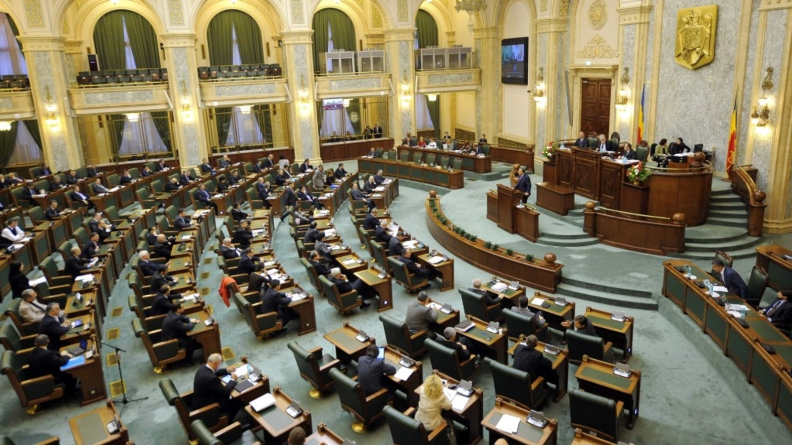 „S-a pogorât, așa, o zamfirească” / „Nu vă mai merge, neomarxiștilor, s-a terminat!” - Legea biodiversității a trecut de ultimul hop în Parlament