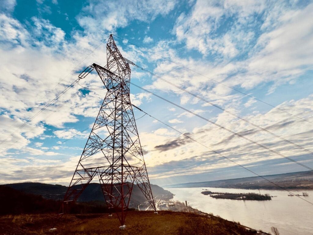 Georgia şi-a reconectat reţeaua electrică după o pană de curent la nivel naţional / Întreruperea ar fi putut fi provocată de efectuarea unor teste la o importantă centrală hidroelectrică