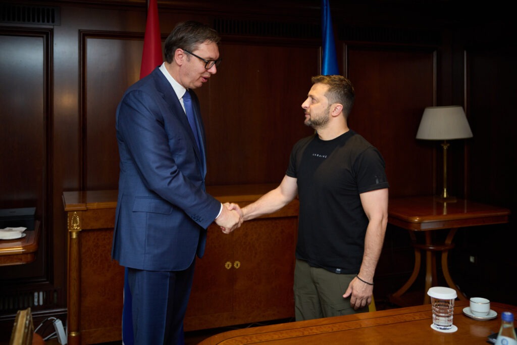 Zelenski efectuează sâmbătă o vizită în Serbia, o premieră de la începutul războiului ruso-ucrainean