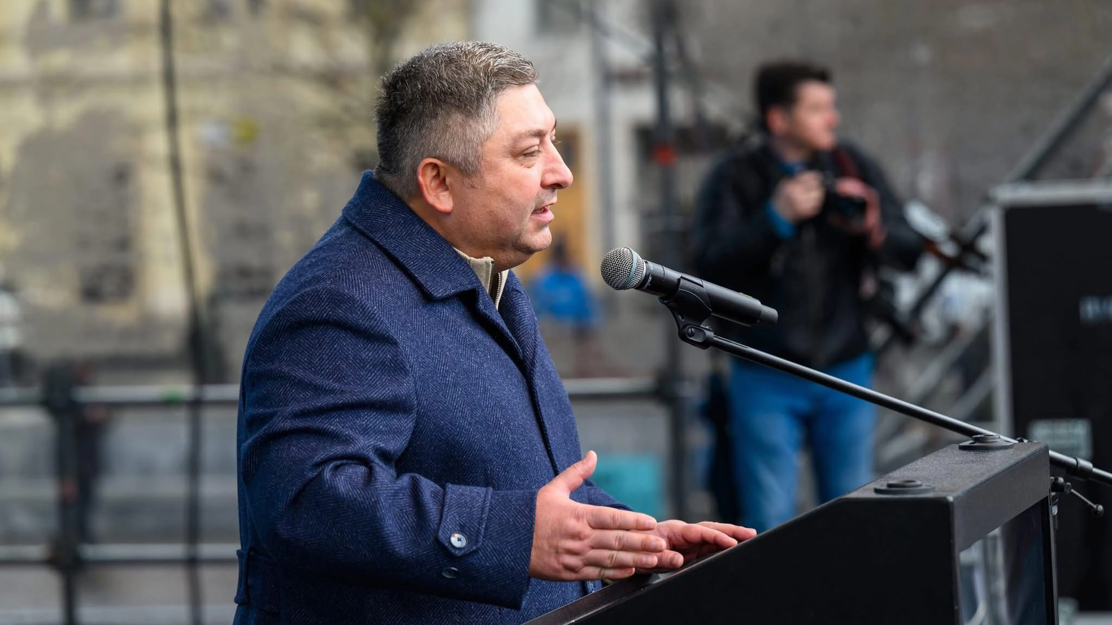 Revoltă în PNL. Alin Tișe: România a devenit „coșul de gunoi al investitorilor”. Acuzații de „trădare” la adresa conducerii partidului
