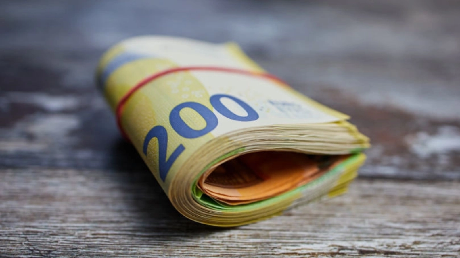 Atenție, români! Spania introduce reguli drastice, dacă pleci cu bani cash din țară: Se cere o justificare la sânge a fiecărui euro