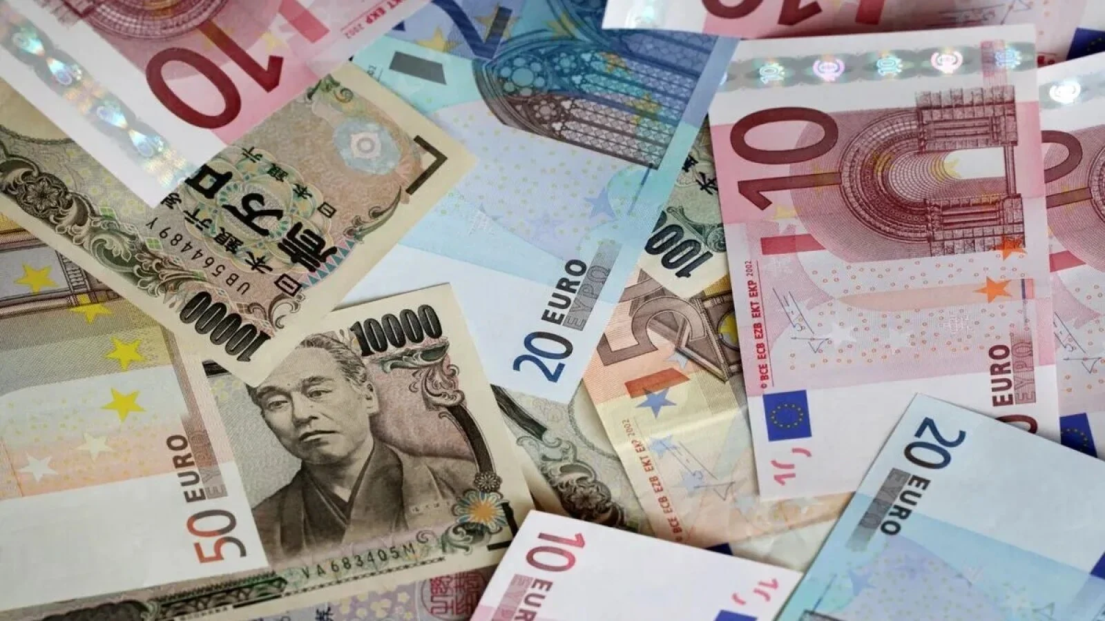 'Așa ceva nu s-a mai întâmplat niciodată' - BCE, luată prin surprindere de intervenția SUA pe piața valutară: europenii au fost informați abia după operațiune