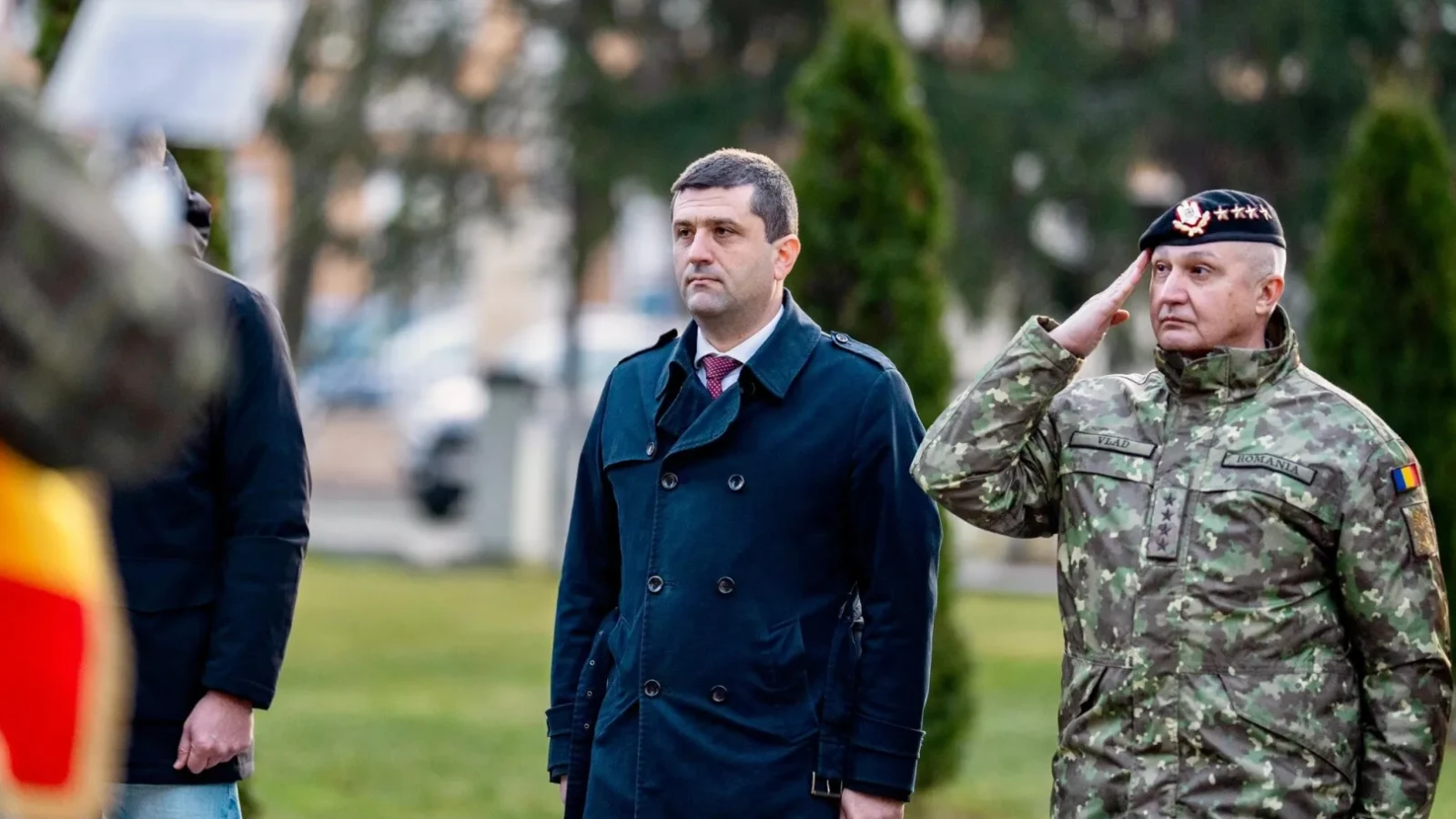 Cum răspunde ministrul Apărării la întrebarea „Ce facem dacă vin 150 de drone deodată?”