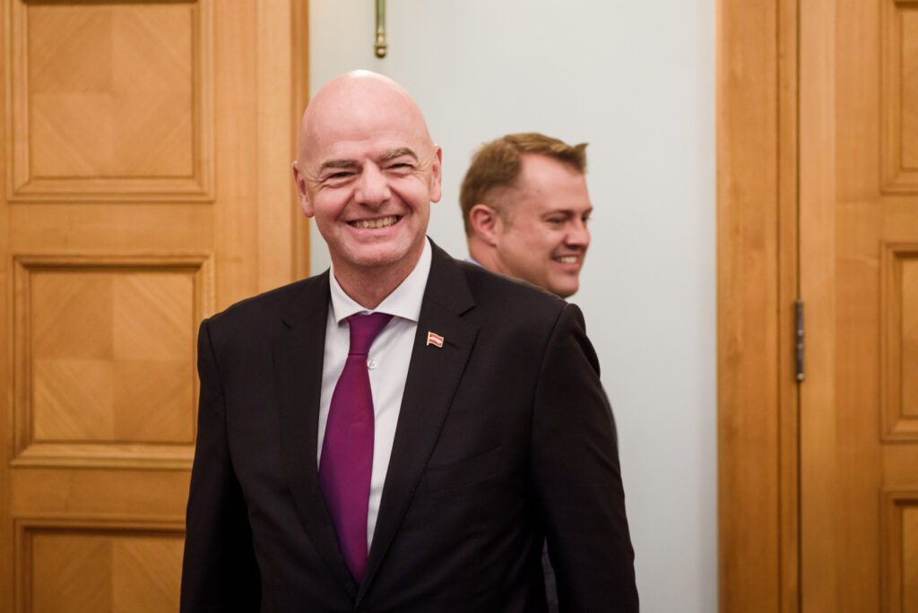 FIFA denunță „un efort concertat și continuu” de slăbire a lui Gianni Infantino