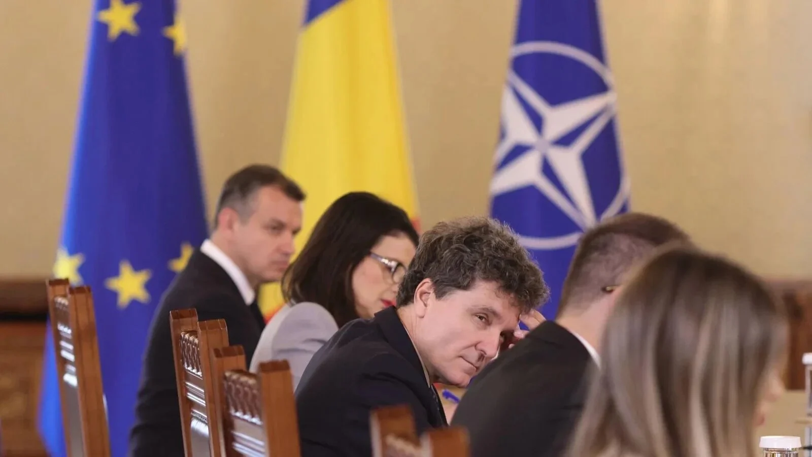 SURSE În ciuda consultărilor de la Cotroceni, nu vom avea un Guvern plin mai devreme de luna septembrie