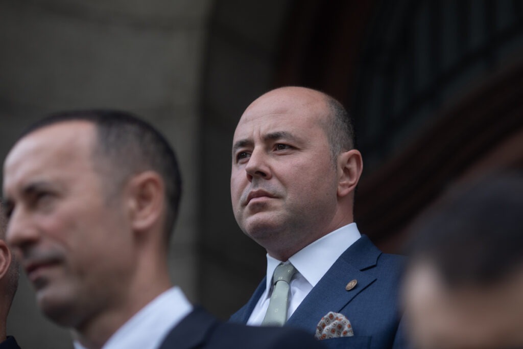 Liderul PNL Iași, Alexandru Muraru: PNL este pregătit să sprijine imediat o formulă de guvernare responsabilă, construită în jurul reformelor, al consolidării fiscale și al continuării implementării PNRR