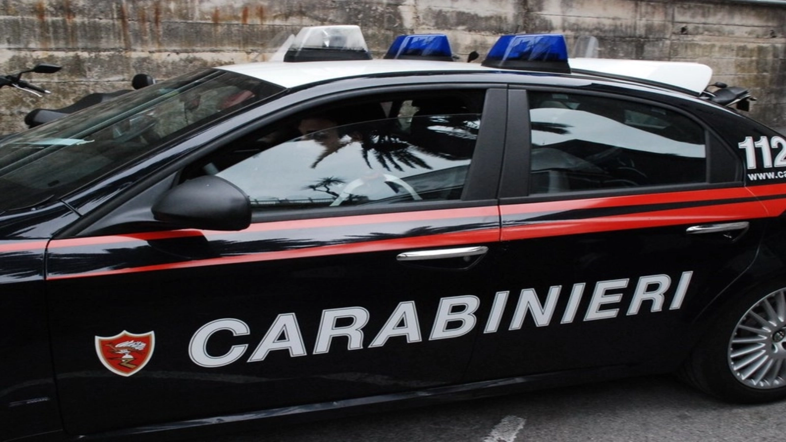 Un moldovean ar fi fost lăsat să moară de șase români pe un șantier în Italia. Detaliile tulburătoare