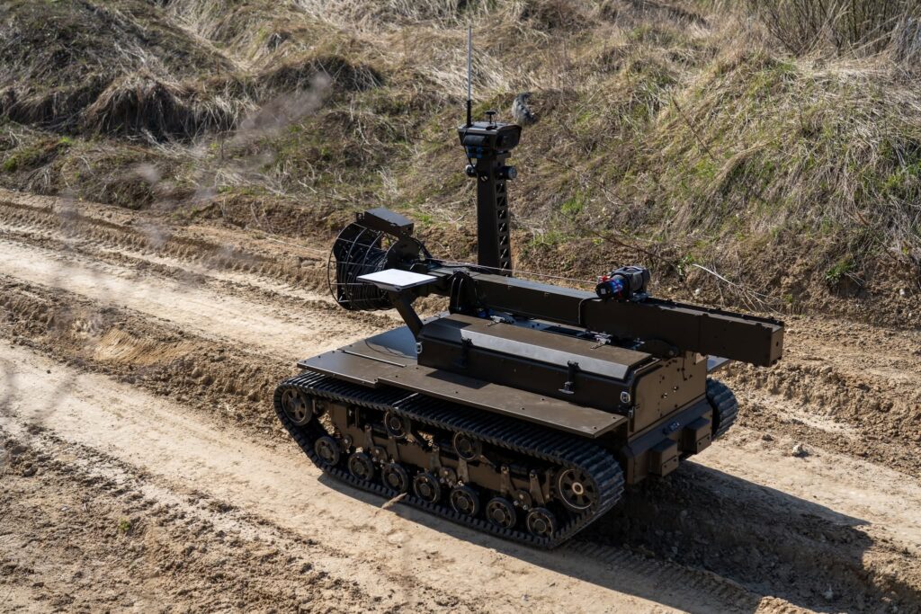 „Ca în filme”: Cum schimbă roboții tereștri din Ucraina regulile războiului