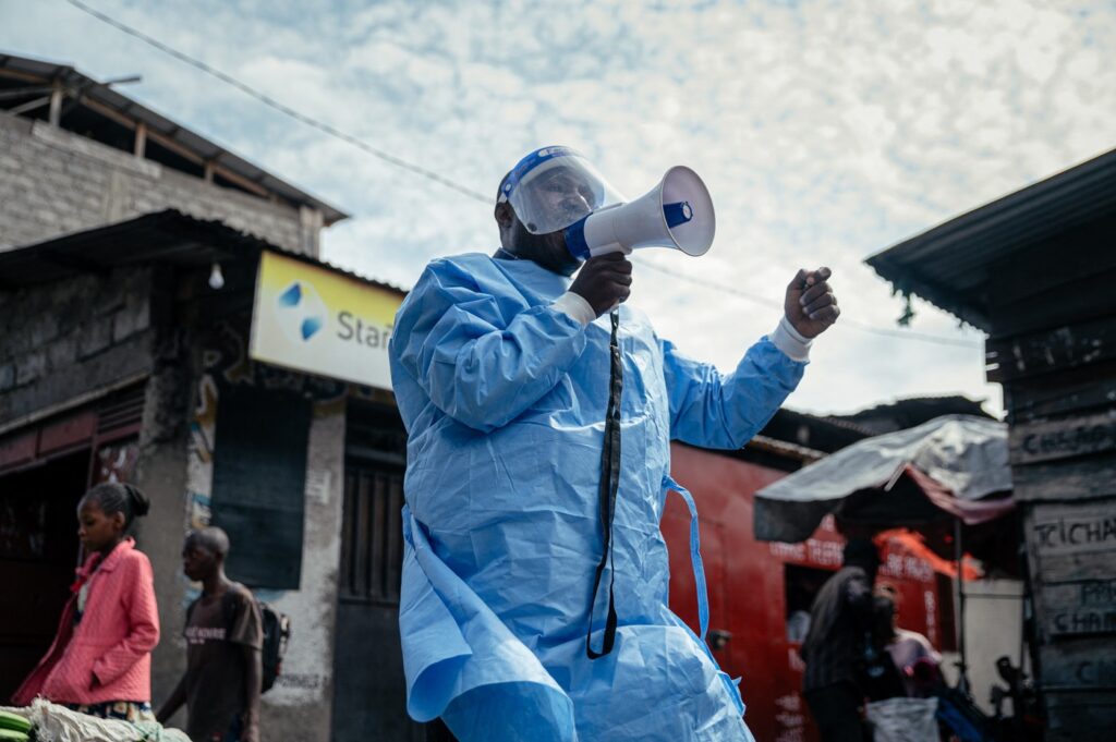 Actuala epidemie de Ebola poate deveni cea mai gravă din istorie, avertizează OMS