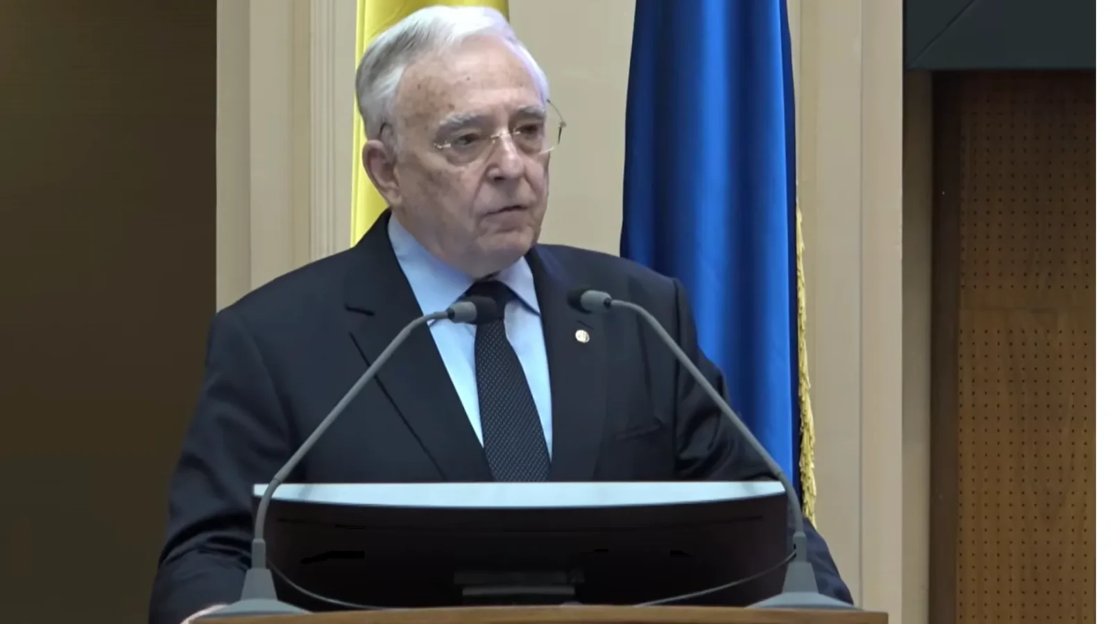 VIDEO BNR slăbește „frâna” pe cursul valutar. Isărescu: „Îl lăsăm în continuare să fie mai flexibil”