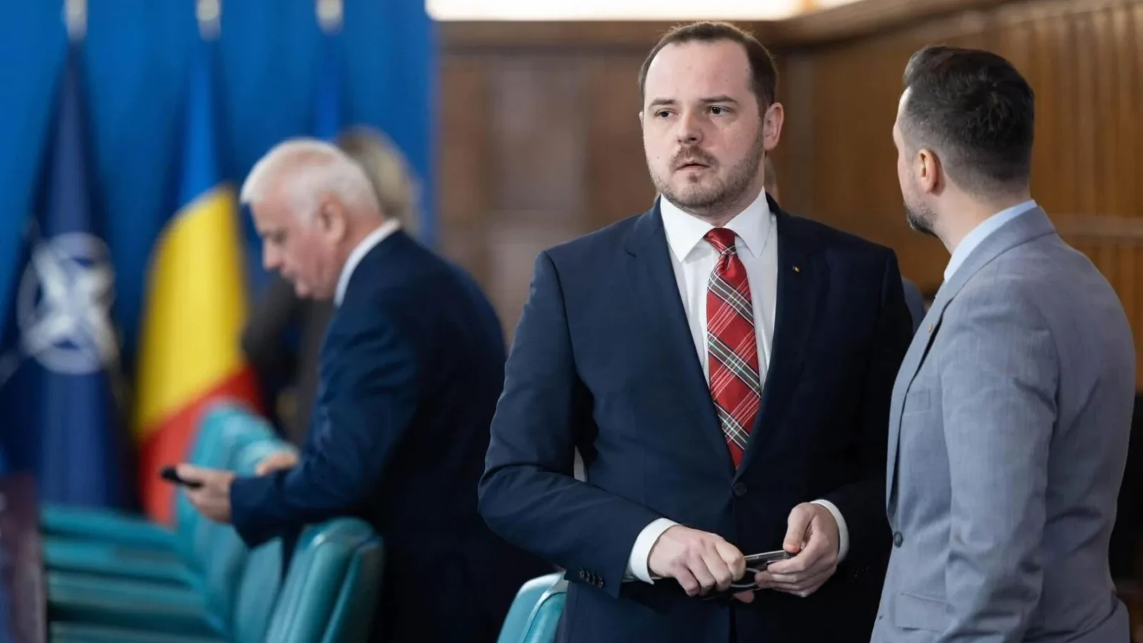 Alexandru Rogobete îl atacă fără menajamente pe Ilie Bolojan: Conduce prinfrică, tăieri și amenințarea zilei de mâine