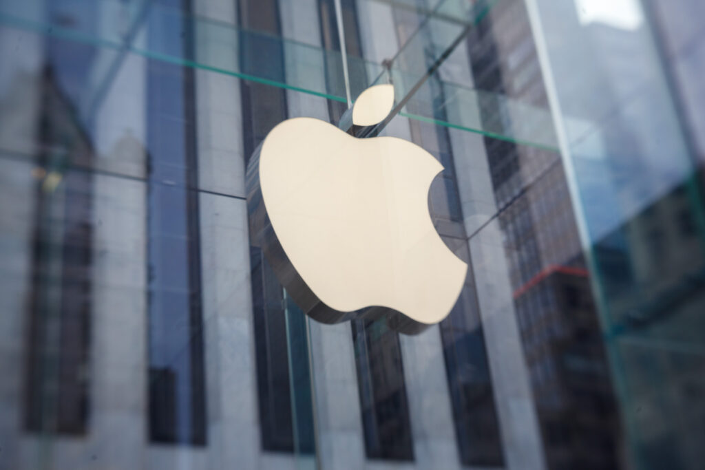 Apple își construiește propriul model lingvistic bazat pe inteligență artificială, destinat pieței din China