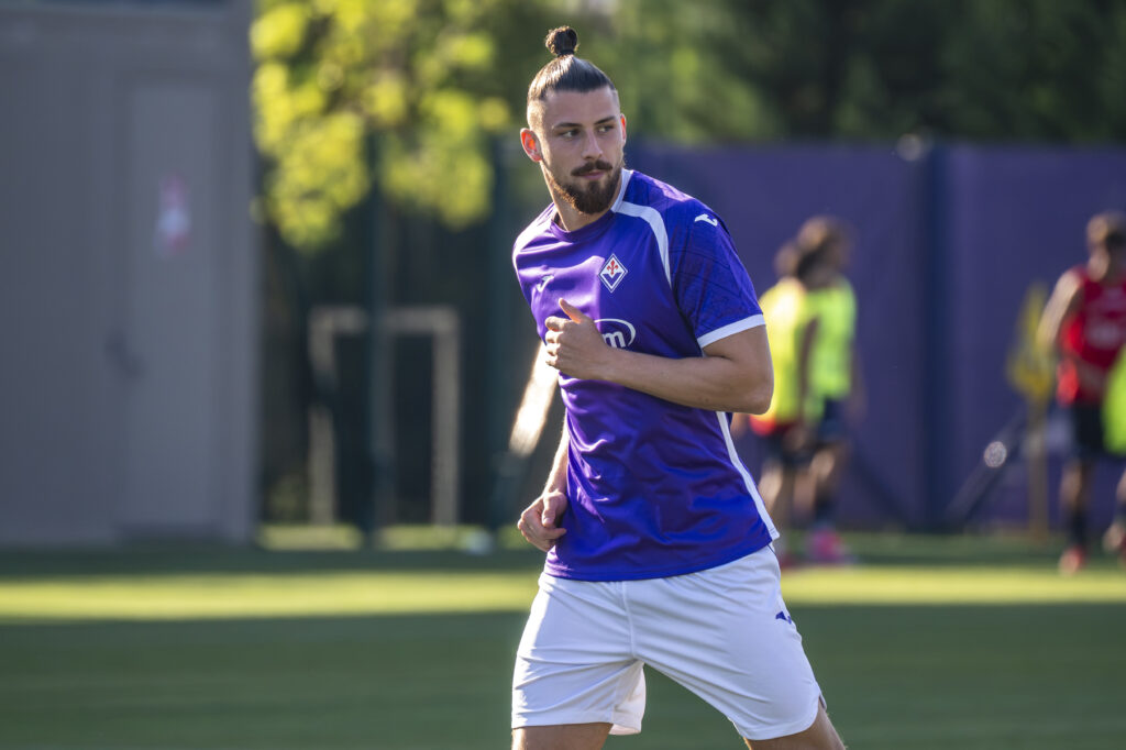 Radu Drăgușin, pasă de gol la debutul oficial la Fiorentina