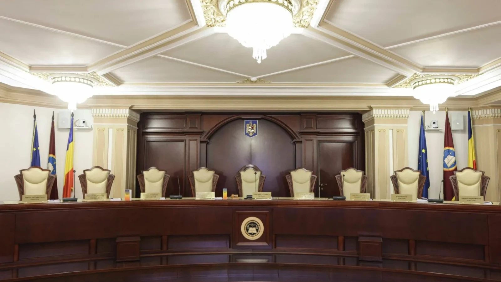 CCR nu a publicat nici după 109 zile deciziile privind numirile neconstituționale din CA-urile TVR și Radio România
