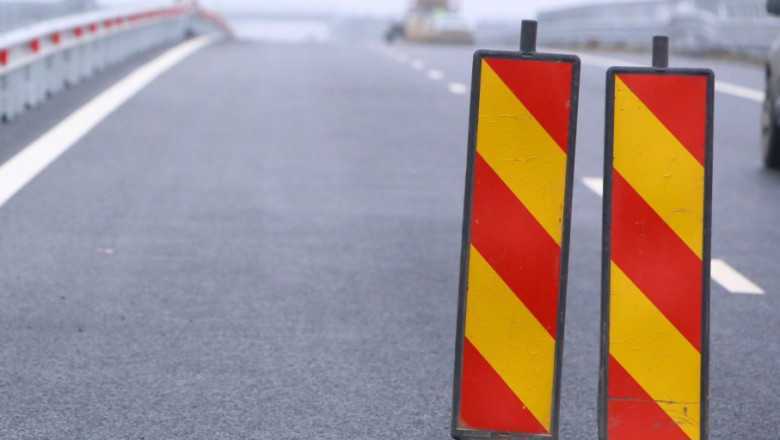 Coloane anunțate pe unul dintre cele mai circulate drumuri din județul Cluj! Se lucrează la structurile de beton, mașinile trec pe câte un sens
