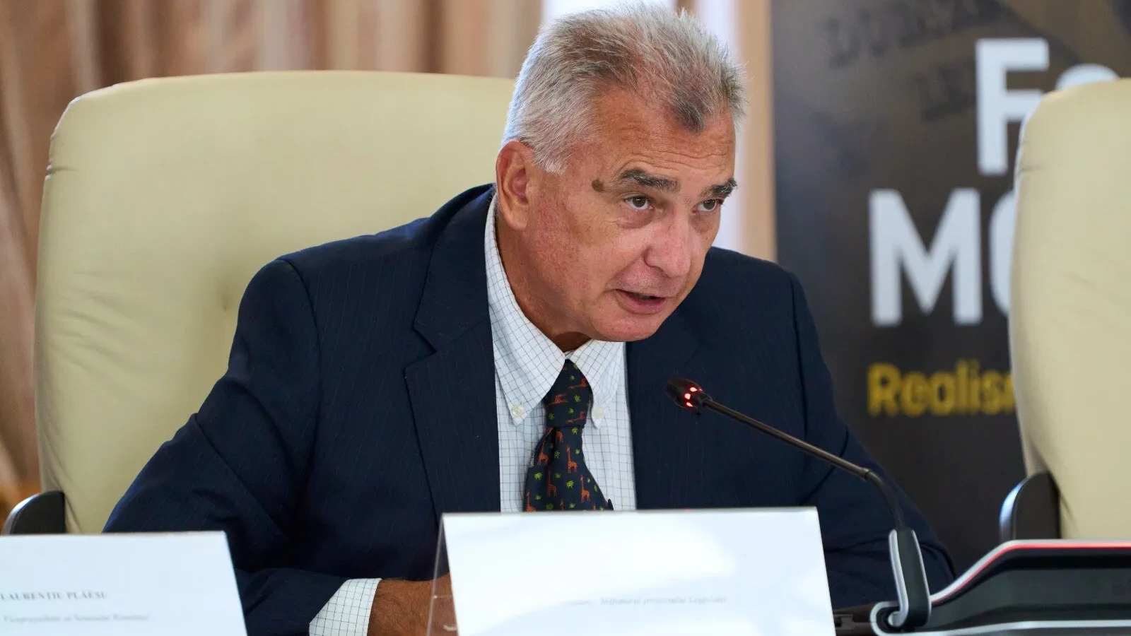 Liderul senatorilor AUR intervine după ce 4 foști oficiali din SUA cer retragerea vizei americane a lui Simion: 'Un gest politic în sprijinul unor partide din România'