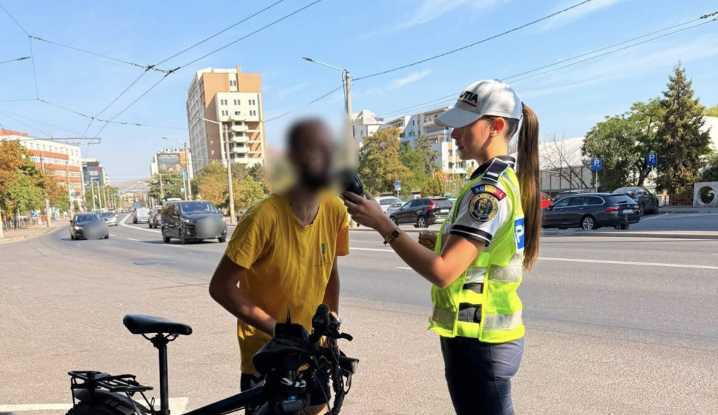 Trotinetele electrice, în centrul unei acțiuni fără precedent la Cluj! Polițiștii caută străzile și orele în care oamenii sunt loviți cel mai des
