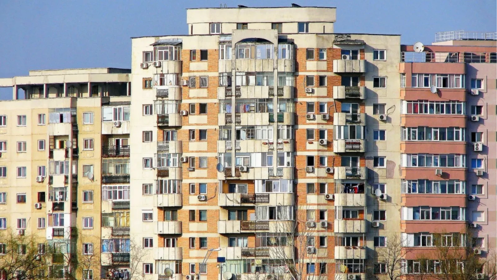 Apare o nouă taxă în România: O vor plăti dezvoltatorii imobiliari, iar locuințele se vor scumpi iar