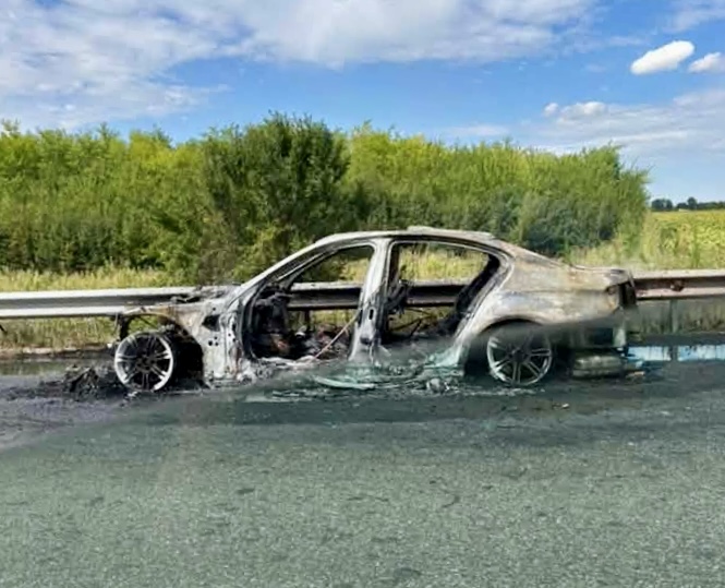 Incendiu auto pe Autostrada A2 la kilometrul 88