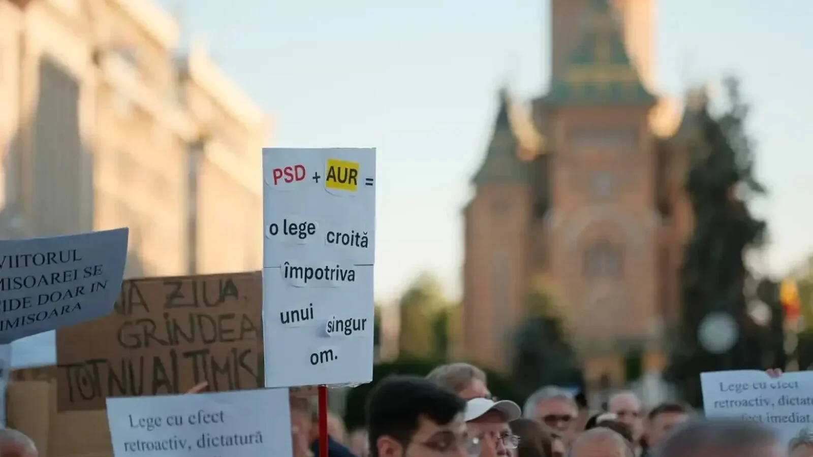 VIDEO Fritz nu i-a convins pe timișoreni: Doar câteva sute de persoane au răspuns apelului la protest