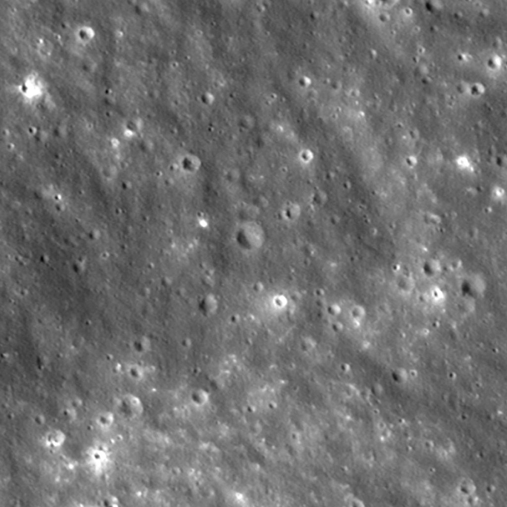 NASA a publicat imagini cu craterul format pe Lună după impactul unei rachete SpaceX