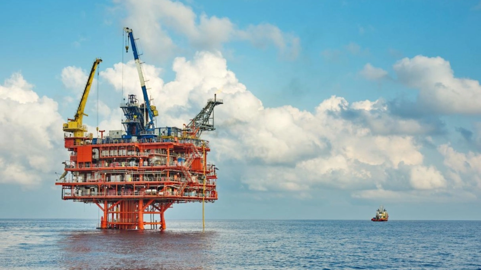OMV Petrom, prima reacție după incidentul cu drona marină din apropierea platformei Neptun Deep