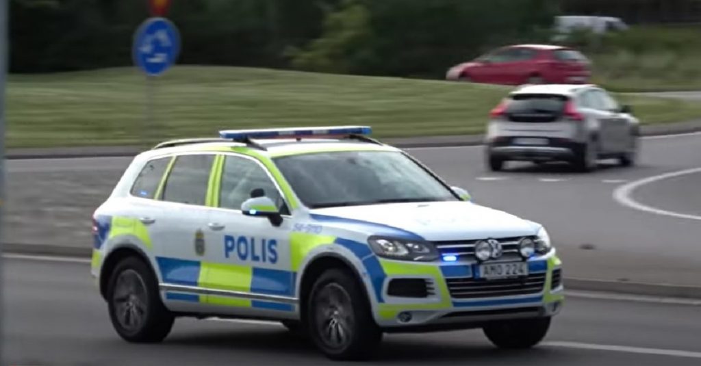 O persoană înarmată cu o sabie a rănit mai mulţi oameni la o şcoală din centrul Suediei / Agresorul a fost capturat de polițiști