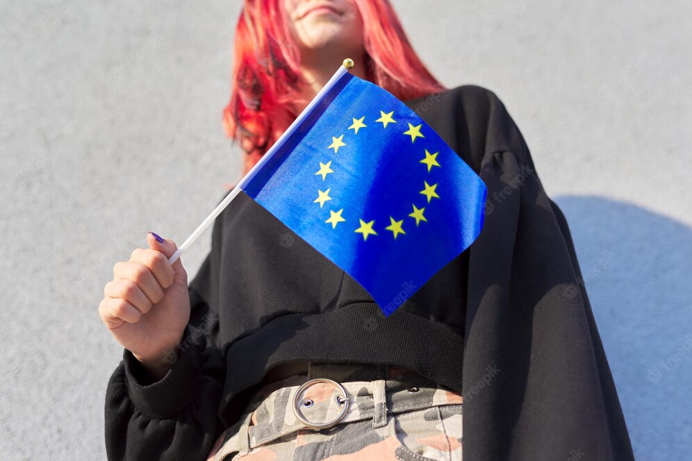 Generația Uniunii Europene: De ce au tinerii cea mai mare încredere în Parlamentul European / Cum schimbă deciziile de la Bruxelles cotidianul tinerilor din România