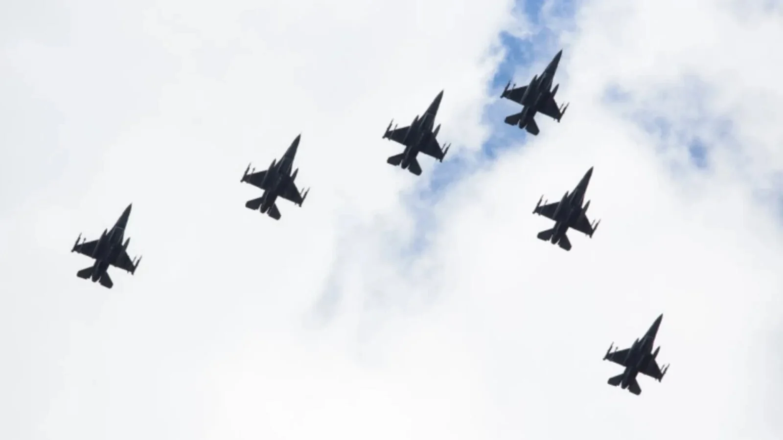 Avioane americane în Strâmtoarea Taiwan: Reacția Chinei